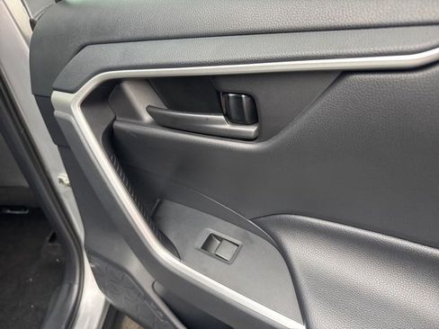 Used 2019 Toyota RAV4 LE w/ All Weather Liner Package image 27