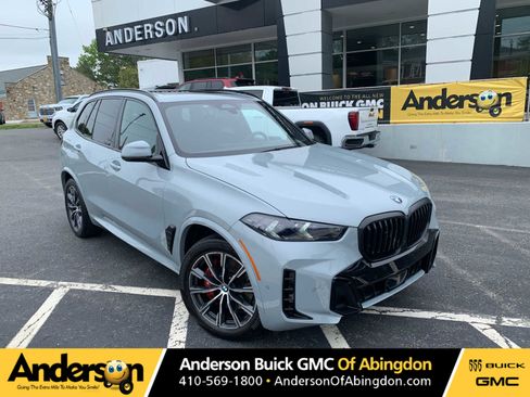 Used 2024 BMW X5 xDrive40i w/ M Sport Package AWD/4WD image 1