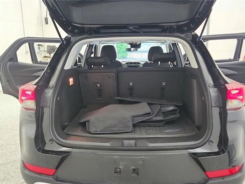 Used 2023 Chevrolet TrailBlazer LT FWD image 19