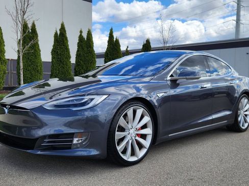 Used 2016 Tesla Model S P100D image 22