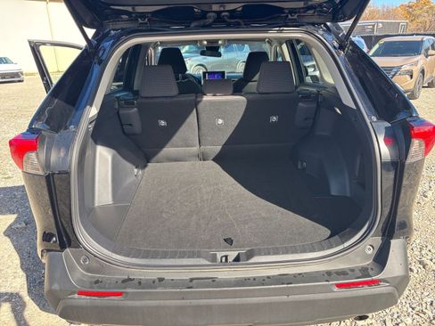 Used 2025 Toyota RAV4 LE image 30
