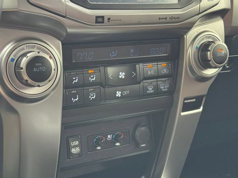 Used 2018 Toyota 4Runner Limited AWD/4WD image 16