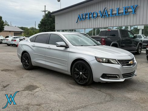 Used 2018 Chevrolet Impala LT w/ LT Convenience Package FWD image 1
