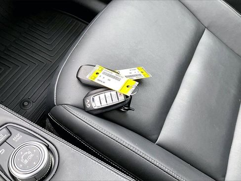 Used 2020 INFINITI QX50 Essential w/ Edition 30 Package image 32