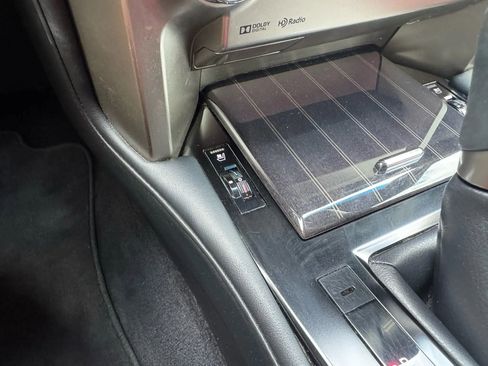 Used 2021 Lexus GX 460 Premium image 34