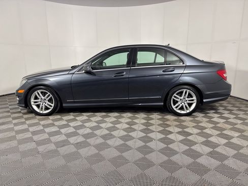 Used 2013 Mercedes-Benz C 300 4MATIC Sedan image 2
