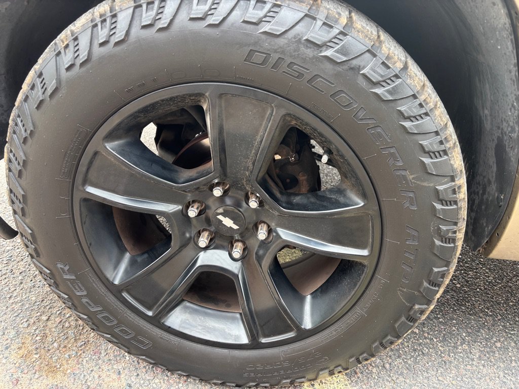 Used 2004 Chevrolet Silverado 1500 W/T RWD image 9