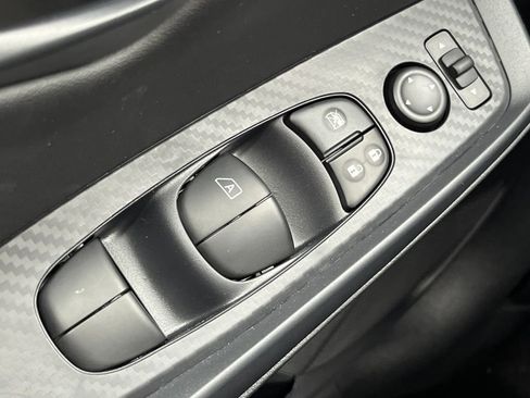 New 2025 Nissan Sentra S image 18