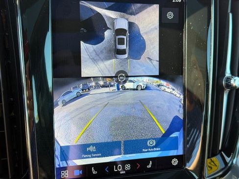 Certified 2024 Volvo S60 B5 Plus w/ Protection Package Premier image 35