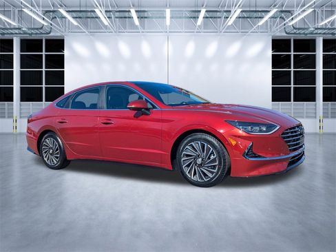 Certified 2023 Hyundai Sonata Limited image 2