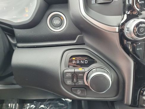 New 2026 RAM 1500 Big Horn AWD/4WD image 30