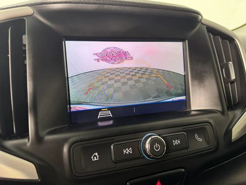 Used 2020 GMC Terrain SLE w/ Driver Convenience Package FWD image 18