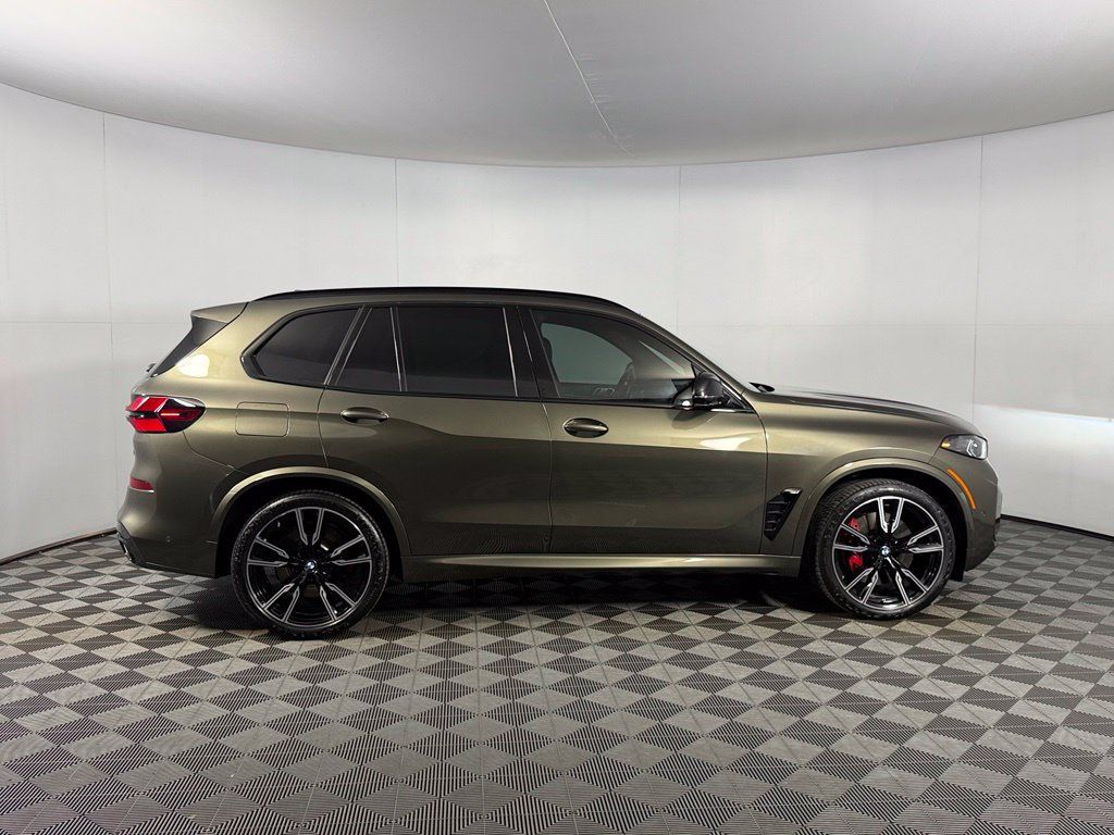 Used 2025 BMW X5 M60i AWD/4WD image 6