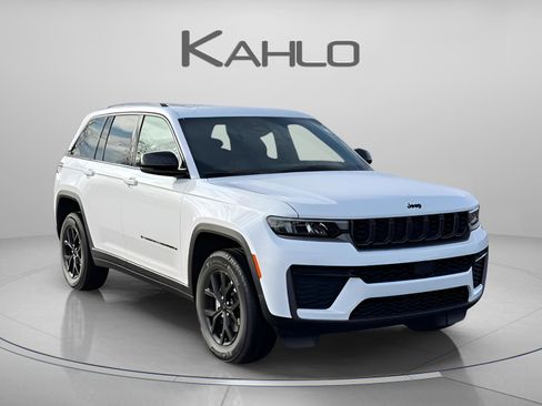 New 2026 Jeep Grand Cherokee Altitude AWD/4WD image 6