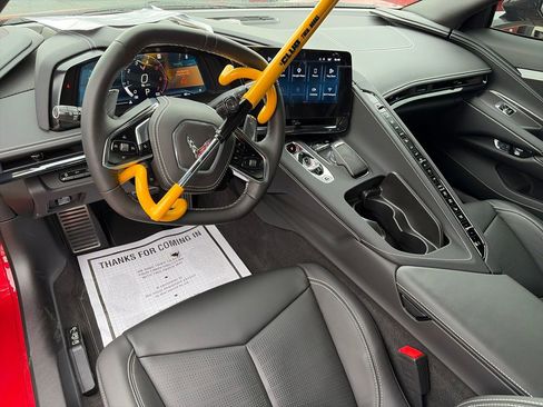 Used 2025 Chevrolet Corvette Stingray Preferred Cpe w/ Stealth Interior Trim Package RWD image 10