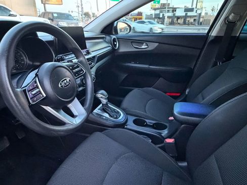 Used 2021 Kia Forte LXS image 13