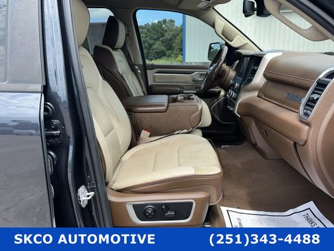 Used 2019 RAM 1500 Laramie image 12