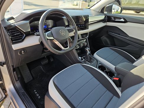 New 2026 Volkswagen Taos S image 10