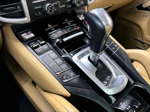 Used 2016 Porsche Cayenne S AWD/4WD image 15