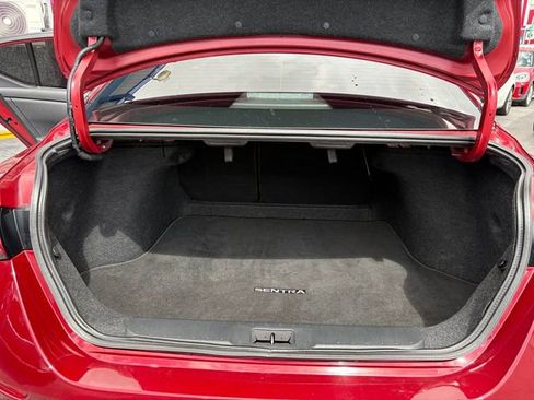 Used 2022 Nissan Sentra SV w/ Trunk Package image 18