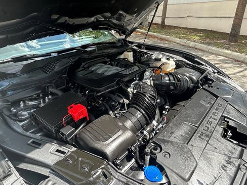 Used 2025 Ford Mustang GT RWD image 27