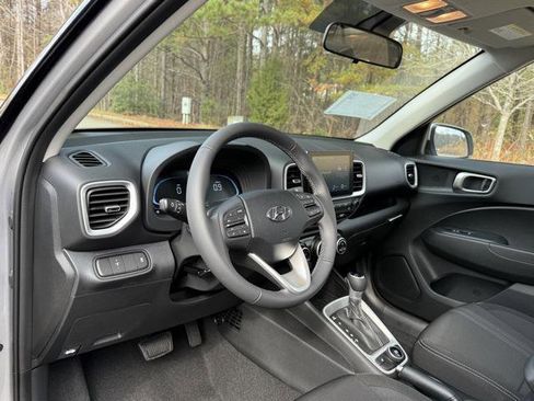 New 2026 Hyundai Venue SEL image 15