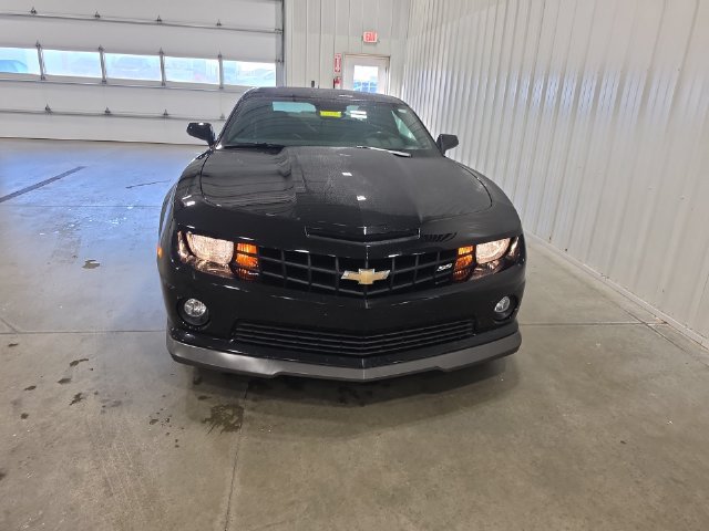 Used 2010 Chevrolet Camaro SS w/ LPO, Ground Effects Package RWD image 3