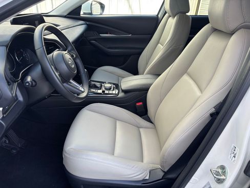 Certified 2025 MAZDA CX-30 AWD 2.5 S w/ Preferred Package image 18