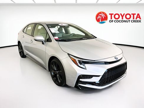 Certified 2023 Toyota Corolla SE image 1
