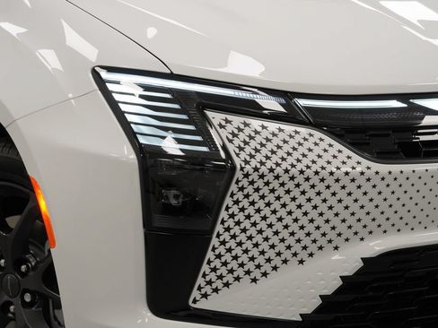 New 2027 Chrysler Pacifica Select AWD/4WD image 5