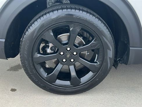 Used 2024 Ford Explorer ST-Line w/ Class IV Trailer Tow Package RWD image 18