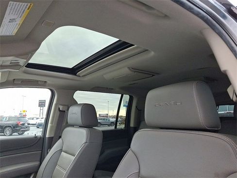 Used 2019 GMC Yukon XL Denali w/ Denali Ultimate Package image 15