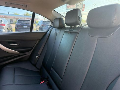 Used 2018 BMW 320i xDrive Sedan AWD/4WD image 9