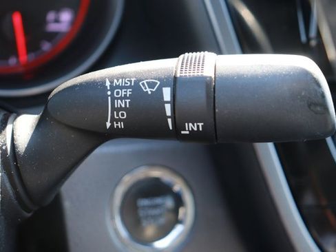 Used 2021 Toyota Camry XSE image 25