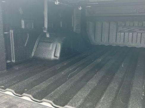 Used 2023 Chevrolet Silverado 1500 ZR2 w/ Technology Package image 12