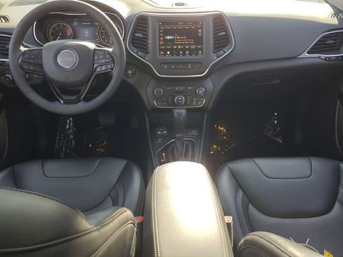 Used 2023 Jeep Cherokee Altitude Lux image 7