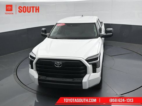 Used 2023 Toyota Tundra SR5 w/ SR5 Premium Package AWD/4WD image 51