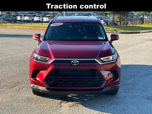 Used 2025 Toyota Grand Highlander FWD image 7