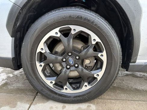 Used 2022 Subaru Crosstrek 2.0i Premium w/ Moonroof Package image 12