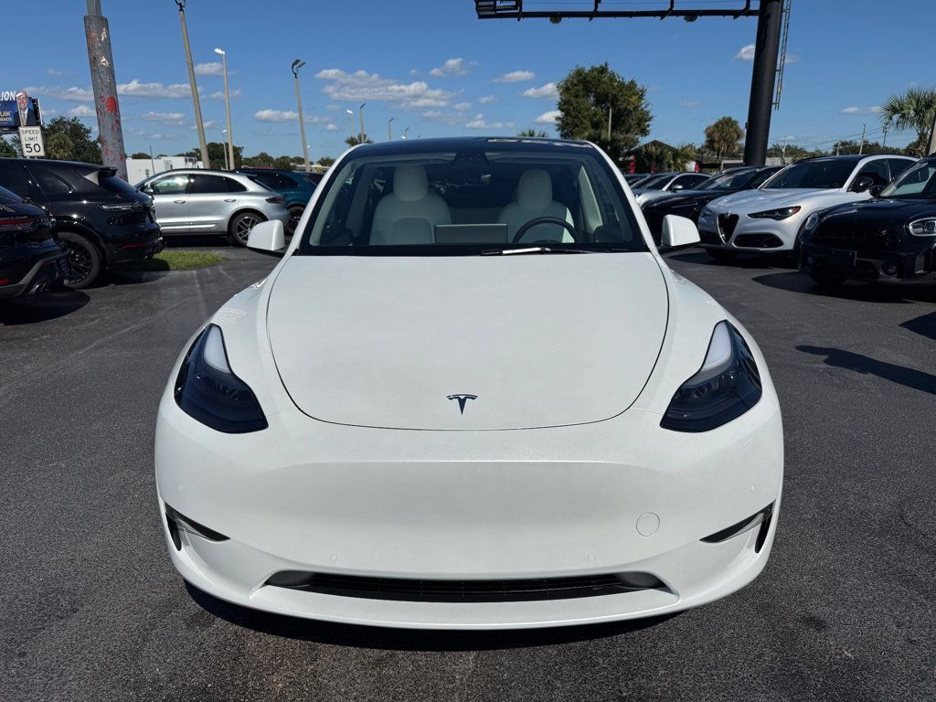 Used 2022 Tesla Model Y Performance AWD/4WD image 2