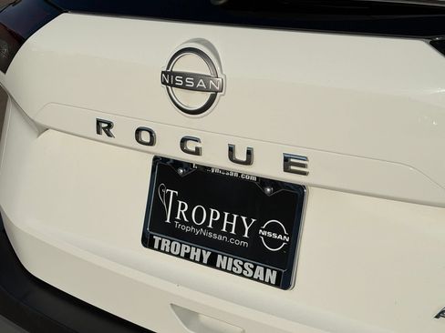 Certified 2023 Nissan Rogue S AWD/4WD image 9