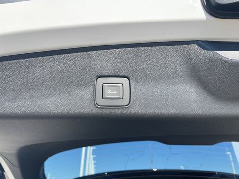 New 2026 Chevrolet TrailBlazer LT w/ Convenience Package image 13