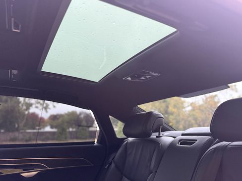 Used 2019 Audi A8 L 3.0T image 33