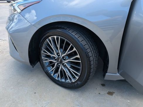 Certified 2023 Kia Forte GT-Line w/ GT-Line Technology Package FWD image 37