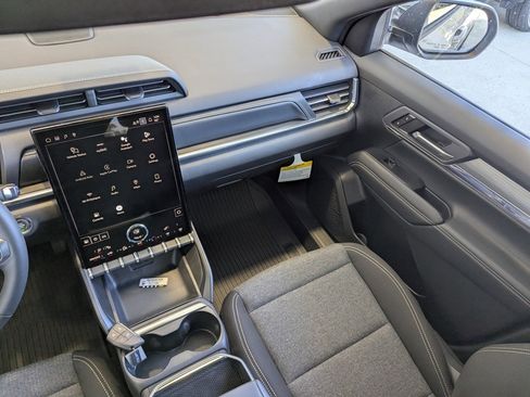 New 2026 GMC Terrain Elevation w/ LPO, Floor Liner Package image 18