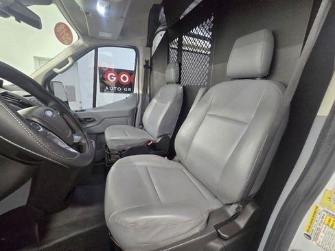Used 2018 Ford Transit 250 148 Medium Roof RWD image 12
