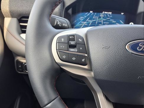 New 2026 Ford Explorer Active RWD image 26