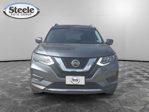 Used 2018 Nissan Rogue SV image 8