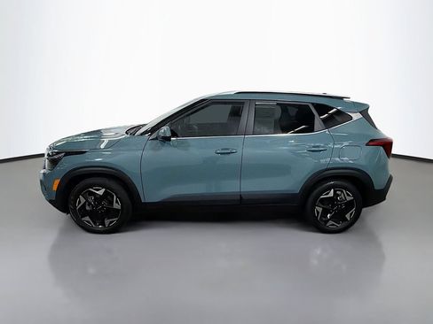 Used 2024 Kia Seltos EX FWD image 6