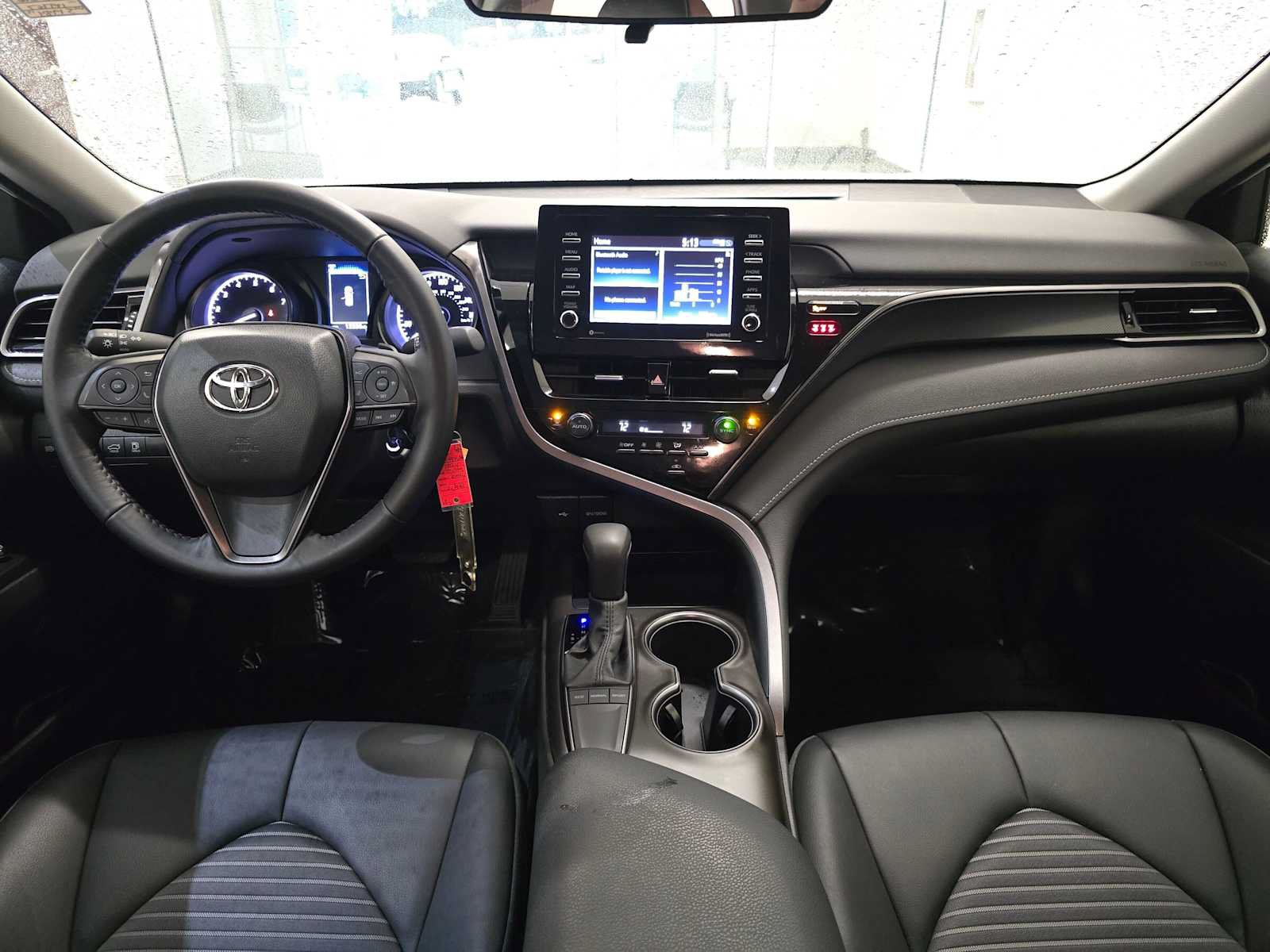 Certified 2024 Toyota Camry SE FWD image 10